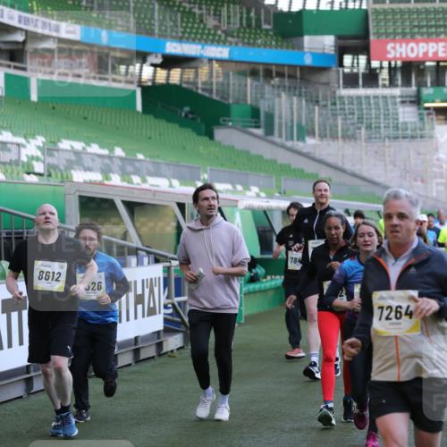 06.10.2024 - 19. swb-Marathon Bremen Yannick Fuchs http://msf.ph/oto/7450337 06.10.2024 10:33:58 Laufen im Stadion 7040, 7076, 7122, 7123, 7130, 7201, 7202, 7203, 7227, 7264, 7282, 7330, 7332, 7358, 7404, 7418, 7577, 7608, 7663, 7693, 7718, 7723, 7811, 7832, 7848, 7855, 7867, 7869, 7886, 7935, 7987, 7997, 8005, 8006, 8017, 8033, 8107, 8113, 8178, 8179, 8190, 8195, 8197, 8208, 8229, 8235, 8236, 8263, 8269, 8293, 8326, 8338, 8382, 8398, 8399, 8414, 8415, 8435, 8463, 8534, 8546, 8572, 8579, 8607, 8608, 8611, 8612, 8640, 8644, 8653, 8694, 8798, 9003, 9053, 9072, 9073 meine-sportfotos.de