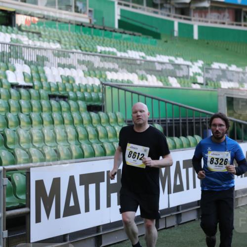 06.10.2024 - 19. swb-Marathon Bremen Yannick Fuchs http://msf.ph/oto/7450342 06.10.2024 10:33:59 Laufen im Stadion 7040, 7076, 7122, 7123, 7130, 7201, 7202, 7203, 7227, 7264, 7282, 7330, 7332, 7358, 7395, 7404, 7418, 7577, 7608, 7663, 7693, 7718, 7723, 7811, 7832, 7848, 7855, 7867, 7869, 7886, 7929, 7935, 7987, 7997, 8005, 8006, 8017, 8033, 8107, 8113, 8178, 8179, 8190, 8195, 8197, 8208, 8229, 8235, 8236, 8263, 8269, 8293, 8326, 8338, 8382, 8398, 8399, 8414, 8415, 8435, 8463, 8534, 8546, 8572, 8579, 8607, 8608, 8611, 8612, 8640, 8644, 8653, 8694, 8798, 9003, 9053, 9072, 9073 meine-sportfotos.de