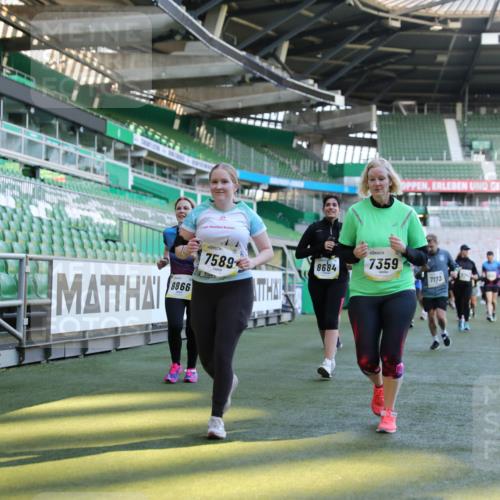 06.10.2024 - 19. swb-Marathon Bremen Yannick Fuchs http://msf.ph/oto/7450343 06.10.2024 10:38:58 Laufen im Stadion 7043, 7068, 7115, 7173, 7219, 7248, 7311, 7324, 7331, 7336, 7359, 7517, 7589, 7592, 7593, 7780, 7781, 7868, 7934, 7952, 8064, 8126, 8128, 8135, 8247, 8353, 8420, 8422, 8518, 8519, 8563, 8590, 8591, 8684, 8734, 8758, 8795, 8855, 8866, 8872, 8930, 8950, 9062, 9113 meine-sportfotos.de