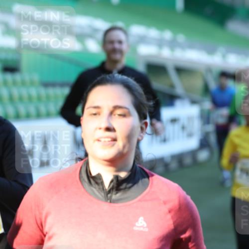 06.10.2024 - 19. swb-Marathon Bremen Yannick Fuchs http://msf.ph/oto/7450355 06.10.2024 10:34:02 Laufen im Stadion 7040, 7048, 7076, 7122, 7123, 7130, 7202, 7203, 7227, 7264, 7282, 7330, 7332, 7358, 7395, 7404, 7418, 7577, 7608, 7663, 7693, 7718, 7723, 7745, 7811, 7832, 7844, 7848, 7855, 7867, 7869, 7886, 7929, 7935, 7987, 7997, 8005, 8006, 8017, 8027, 8033, 8107, 8113, 8178, 8179, 8190, 8197, 8208, 8229, 8235, 8236, 8263, 8269, 8293, 8326, 8338, 8382, 8398, 8399, 8414, 8415, 8435, 8463, 8546, 8550, 8572, 8579, 8607, 8608, 8612, 8640, 8644, 8694, 8798 meine-sportfotos.de