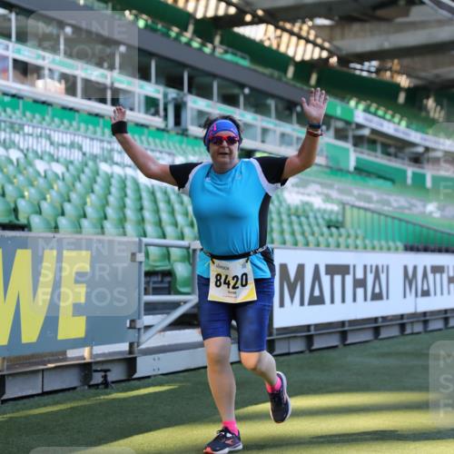 06.10.2024 - 19. swb-Marathon Bremen Yannick Fuchs http://msf.ph/oto/7450362 06.10.2024 10:39:02 Laufen im Stadion 7043, 7068, 7115, 7173, 7219, 7248, 7311, 7324, 7331, 7336, 7359, 7517, 7589, 7592, 7593, 7780, 7781, 7868, 7934, 7952, 8064, 8126, 8128, 8135, 8247, 8353, 8420, 8453, 8518, 8519, 8563, 8587, 8590, 8591, 8684, 8734, 8758, 8795, 8855, 8866, 8872, 8930, 8950, 9011, 9062, 9113 meine-sportfotos.de