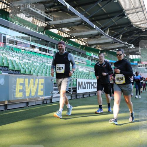 06.10.2024 - 19. swb-Marathon Bremen Yannick Fuchs http://msf.ph/oto/7450426 06.10.2024 10:39:10 Laufen im Stadion 7043, 7115, 7173, 7219, 7248, 7311, 7324, 7331, 7359, 7517, 7589, 7592, 7593, 7780, 7781, 7868, 7934, 7952, 8064, 8126, 8128, 8135, 8247, 8353, 8420, 8453, 8563, 8587, 8684, 8734, 8758, 8795, 8855, 8866, 8872, 8881, 8950, 9011, 9113 meine-sportfotos.de