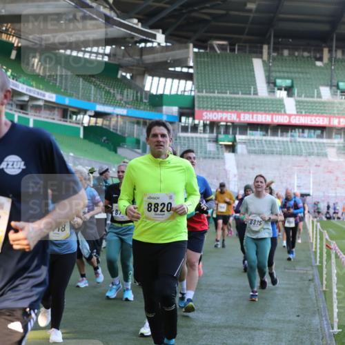 06.10.2024 - 19. swb-Marathon Bremen Yannick Fuchs http://msf.ph/oto/7450438 06.10.2024 10:34:16 Laufen im Stadion 7040, 7048, 7122, 7130, 7221, 7223, 7227, 7242, 7255, 7262, 7264, 7352, 7358, 7377, 7383, 7395, 7404, 7418, 7446, 7507, 7532, 7693, 7718, 7722, 7723, 7745, 7775, 7811, 7832, 7844, 7848, 7886, 7909, 7910, 7918, 7929, 7935, 7971, 7980, 7987, 8005, 8006, 8017, 8027, 8033, 8107, 8113, 8115, 8178, 8179, 8190, 8197, 8203, 8208, 8229, 8235, 8236, 8270, 8283, 8293, 8326, 8338, 8382, 8398, 8399, 8414, 8415, 8435, 8463, 8546, 8550, 8572, 8607, 8608, 8612, 8640, 8644, 8670, 8694, 9015 meine-sportfotos.de