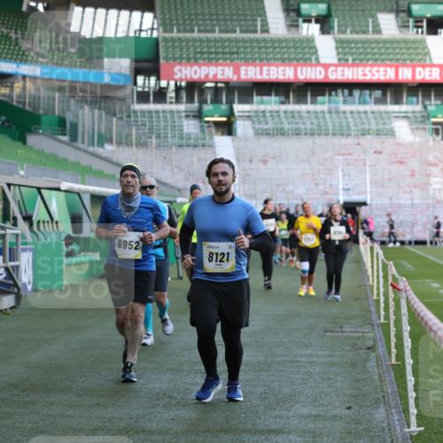 06.10.2024 - 19. swb-Marathon Bremen Yannick Fuchs http://msf.ph/oto/7450592 06.10.2024 10:35:35 Laufen im Stadion 7034, 7035, 7042, 7138, 7155, 7226, 7251, 7258, 7266, 7295, 7341, 7353, 7391, 7393, 7428, 7462, 7468, 7490, 7514, 7515, 7829, 7830, 7863, 7899, 7900, 7902, 7904, 7923, 7932, 7967, 7977, 8073, 8074, 8121, 8131, 8144, 8183, 8191, 8225, 8265, 8273, 8370, 8378, 8409, 8410, 8421, 8425, 8449, 8450, 8506, 8562, 8582, 8589, 8595, 8698, 8799, 8818, 8837, 8940, 8952, 8957, 9029, 9128, 9666 meine-sportfotos.de