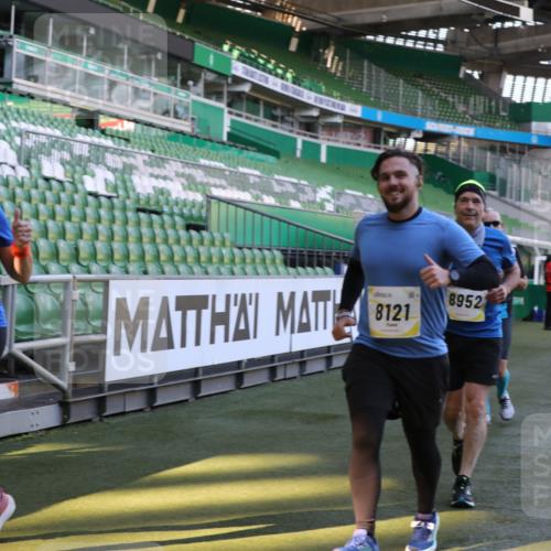 06.10.2024 - 19. swb-Marathon Bremen Yannick Fuchs http://msf.ph/oto/7450603 06.10.2024 10:35:37 Laufen im Stadion 7034, 7035, 7042, 7138, 7155, 7226, 7258, 7266, 7341, 7353, 7391, 7393, 7428, 7462, 7468, 7490, 7514, 7515, 7686, 7694, 7829, 7830, 7863, 7878, 7899, 7900, 7902, 7904, 7923, 7932, 7967, 7977, 8073, 8074, 8121, 8131, 8144, 8183, 8191, 8225, 8265, 8273, 8370, 8378, 8409, 8410, 8421, 8425, 8449, 8506, 8562, 8582, 8589, 8595, 8638, 8698, 8787, 8799, 8818, 8837, 8940, 8952, 8957, 9029, 9128, 9666 meine-sportfotos.de
