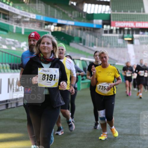 06.10.2024 - 19. swb-Marathon Bremen Yannick Fuchs http://msf.ph/oto/7450629 06.10.2024 10:35:45 Laufen im Stadion 7018, 7020, 7167, 7182, 7258, 7266, 7341, 7353, 7391, 7393, 7428, 7460, 7462, 7490, 7514, 7515, 7639, 7686, 7694, 7724, 7829, 7830, 7878, 7904, 7923, 7937, 7945, 7967, 7969, 7977, 8096, 8121, 8131, 8191, 8212, 8225, 8265, 8273, 8409, 8410, 8421, 8425, 8483, 8562, 8582, 8595, 8638, 8668, 8675, 8685, 8704, 8787, 8818, 8837, 8940, 8941, 8952, 8957, 9017, 9029, 9128, 9666 meine-sportfotos.de
