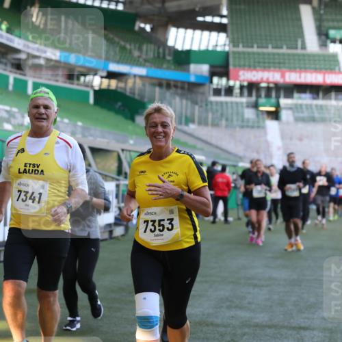 06.10.2024 - 19. swb-Marathon Bremen Yannick Fuchs http://msf.ph/oto/7450635 06.10.2024 10:35:46 Laufen im Stadion 7018, 7020, 7167, 7182, 7266, 7341, 7353, 7391, 7393, 7428, 7460, 7462, 7514, 7515, 7522, 7609, 7639, 7686, 7694, 7724, 7829, 7830, 7878, 7904, 7923, 7937, 7945, 7967, 7969, 7977, 8096, 8121, 8131, 8191, 8212, 8225, 8265, 8273, 8367, 8409, 8410, 8421, 8425, 8483, 8562, 8582, 8595, 8638, 8668, 8675, 8685, 8704, 8787, 8818, 8837, 8940, 8941, 8952, 8957, 9017, 9029, 9128, 9666 meine-sportfotos.de