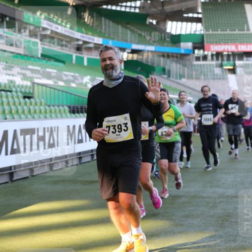 06.10.2024 - 19. swb-Marathon Bremen Yannick Fuchs http://msf.ph/oto/7450653 06.10.2024 10:35:52 Laufen im Stadion 7018, 7020, 7167, 7182, 7341, 7353, 7391, 7393, 7428, 7460, 7462, 7514, 7515, 7522, 7573, 7609, 7610, 7639, 7667, 7686, 7694, 7724, 7829, 7830, 7878, 7904, 7907, 7937, 7945, 7967, 7969, 7977, 8096, 8121, 8131, 8191, 8212, 8265, 8273, 8367, 8421, 8425, 8483, 8486, 8530, 8562, 8582, 8595, 8638, 8668, 8675, 8685, 8704, 8787, 8818, 8837, 8920, 8940, 8941, 8952, 8957, 9017, 9029, 9128, 9666 meine-sportfotos.de