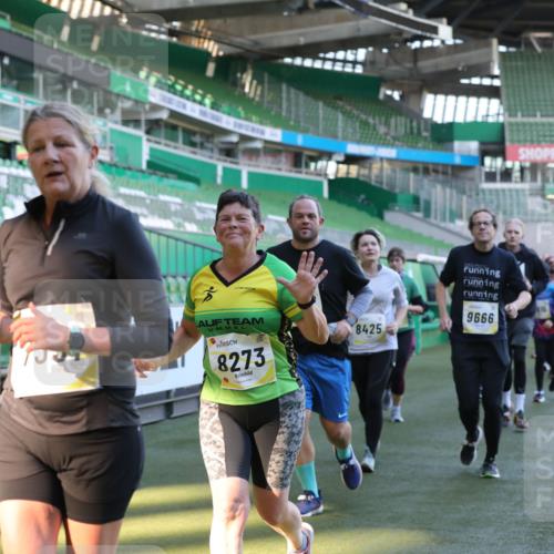 06.10.2024 - 19. swb-Marathon Bremen Yannick Fuchs http://msf.ph/oto/7450662 06.10.2024 10:35:54 Laufen im Stadion 7018, 7020, 7167, 7182, 7341, 7353, 7391, 7393, 7428, 7460, 7462, 7514, 7515, 7522, 7573, 7609, 7610, 7639, 7667, 7686, 7694, 7724, 7829, 7830, 7878, 7904, 7907, 7937, 7945, 7967, 7969, 7977, 8096, 8121, 8131, 8191, 8212, 8265, 8273, 8367, 8421, 8425, 8462, 8483, 8486, 8530, 8562, 8582, 8595, 8638, 8668, 8675, 8685, 8704, 8787, 8818, 8837, 8914, 8920, 8940, 8941, 8952, 8957, 9017, 9029, 9128, 9666 meine-sportfotos.de