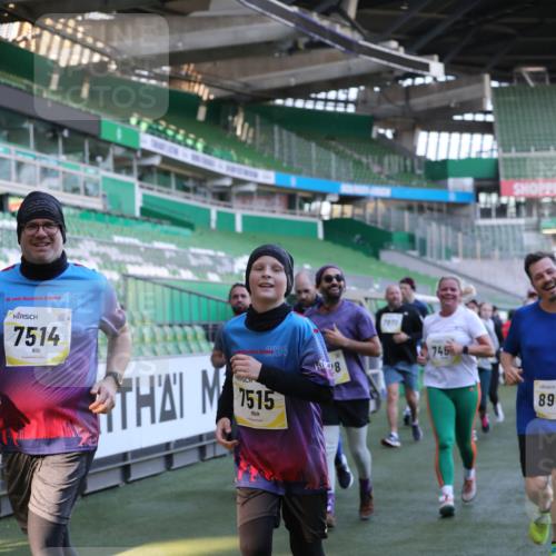 06.10.2024 - 19. swb-Marathon Bremen Yannick Fuchs http://msf.ph/oto/7450683 06.10.2024 10:36:00 Laufen im Stadion 7018, 7020, 7101, 7102, 7167, 7182, 7341, 7353, 7391, 7393, 7428, 7434, 7460, 7462, 7514, 7515, 7522, 7573, 7609, 7610, 7639, 7667, 7686, 7694, 7724, 7878, 7904, 7907, 7937, 7945, 7951, 7967, 7969, 7977, 8096, 8102, 8131, 8191, 8212, 8253, 8254, 8265, 8273, 8367, 8379, 8401, 8421, 8425, 8462, 8483, 8486, 8530, 8562, 8582, 8638, 8668, 8675, 8685, 8704, 8787, 8818, 8837, 8914, 8920, 8940, 8941, 8952, 8957, 9017, 9029, 9128, 9666 meine-sportfotos.de