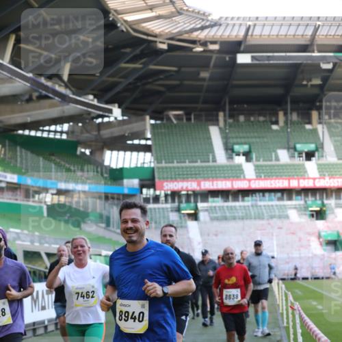 06.10.2024 - 19. swb-Marathon Bremen Yannick Fuchs http://msf.ph/oto/7450686 06.10.2024 10:36:01 Laufen im Stadion 7018, 7020, 7051, 7101, 7102, 7167, 7182, 7341, 7353, 7391, 7393, 7428, 7434, 7460, 7462, 7514, 7515, 7522, 7573, 7609, 7610, 7639, 7667, 7686, 7694, 7724, 7878, 7904, 7907, 7937, 7945, 7951, 7967, 7969, 7977, 8096, 8102, 8131, 8191, 8212, 8253, 8254, 8265, 8273, 8367, 8379, 8401, 8421, 8425, 8462, 8483, 8486, 8530, 8562, 8582, 8638, 8668, 8675, 8685, 8704, 8787, 8818, 8837, 8914, 8920, 8940, 8941, 8957, 9017, 9029, 9042, 9043, 9128, 9666 meine-sportfotos.de