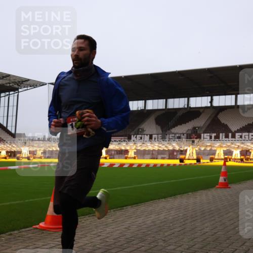 08.12.2024 - St. Pauli X-Mass-Run No. 14 Yannick Fuchs http://msf.ph/oto/7473627 08.12.2024 09:54:08 Ziel 216, 1718, 1850 meine-sportfotos.de
