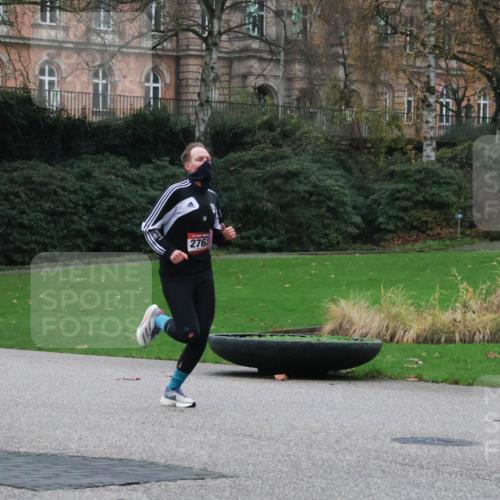 08.12.2024 - St. Pauli X-Mass-Run No. 14 Strokosch-Dieckow http://msf.ph/oto/7504410 08.12.2024 09:36:59 Laufen 2763 meine-sportfotos.de