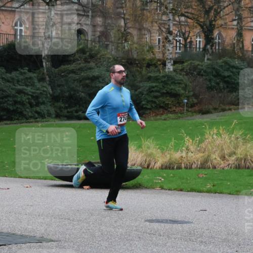 08.12.2024 - St. Pauli X-Mass-Run No. 14 Strokosch-Dieckow http://msf.ph/oto/7504459 08.12.2024 09:37:13 Laufen 274 meine-sportfotos.de