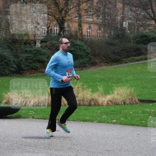 08.12.2024 - St. Pauli X-Mass-Run No. 14 Strokosch-Dieckow http://msf.ph/oto/7504463 08.12.2024 09:37:13 Laufen 274 meine-sportfotos.de