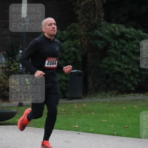 08.12.2024 - St. Pauli X-Mass-Run No. 14 Strokosch-Dieckow http://msf.ph/oto/7504537 08.12.2024 09:37:25 Laufen 2084 meine-sportfotos.de