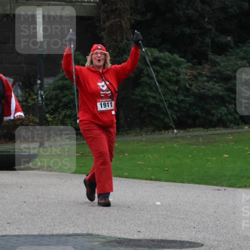 08.12.2024 - St. Pauli X-Mass-Run No. 14 Strokosch-Dieckow http://msf.ph/oto/7507873 08.12.2024 09:48:20 Laufen 318, 318, 1787, 1911 meine-sportfotos.de