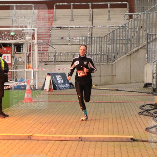 08.12.2024 - St. Pauli X-Mass-Run No. 14 Kathrin Stürmer Photography http://msf.ph/oto/7520145 08.12.2024 09:51:49 Ziel 918, 2763 meine-sportfotos.de