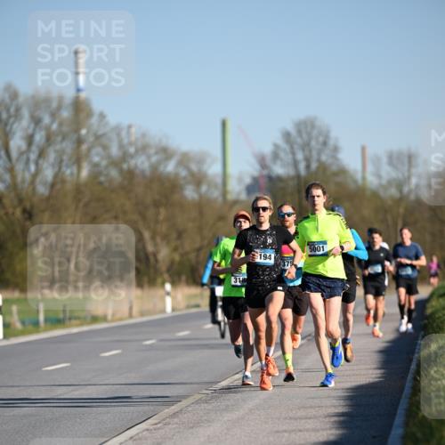 06.04.2025 - 44. Internationalen Wilhelmsburger Insellauf Dr. Thomas Lammeyer http://msf.ph/oto/7549673 06.04.2025 09:18:55 Laufen 318, 194, 375, 5001 meine-sportfotos.de