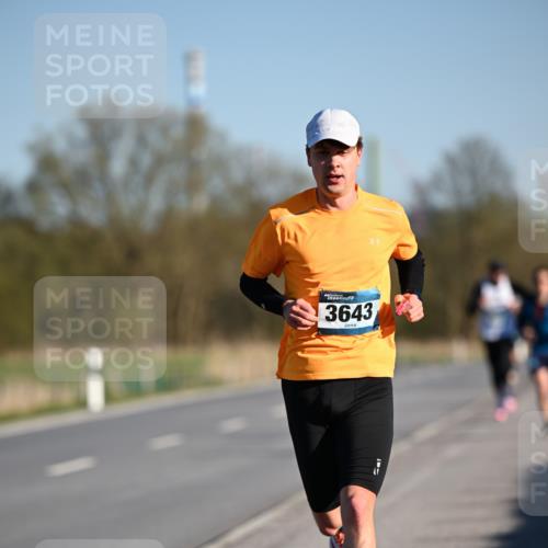 06.04.2025 - 44. Internationalen Wilhelmsburger Insellauf Dr. Thomas Lammeyer http://msf.ph/oto/7550105 06.04.2025 09:20:53 Laufen 3643 meine-sportfotos.de