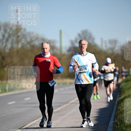 06.04.2025 - 44. Internationalen Wilhelmsburger Insellauf Dr. Thomas Lammeyer http://msf.ph/oto/7550324 06.04.2025 09:21:48 Laufen 3460, 4576 meine-sportfotos.de
