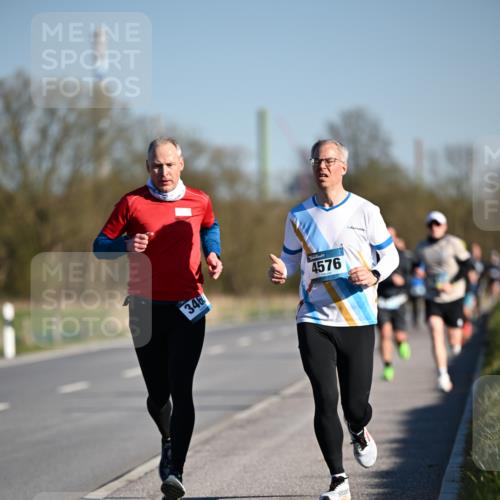 06.04.2025 - 44. Internationalen Wilhelmsburger Insellauf Dr. Thomas Lammeyer http://msf.ph/oto/7550328 06.04.2025 09:21:48 Laufen 3460, 4576 meine-sportfotos.de