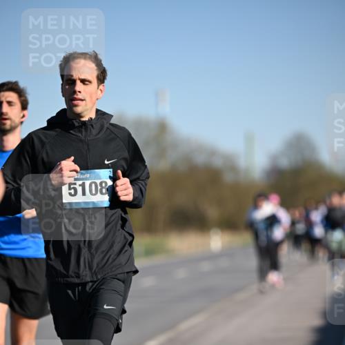 06.04.2025 - 44. Internationalen Wilhelmsburger Insellauf Dr. Thomas Lammeyer http://msf.ph/oto/7552610 06.04.2025 09:26:35 Laufen 5108 meine-sportfotos.de