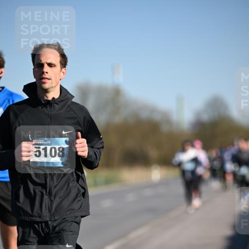 06.04.2025 - 44. Internationalen Wilhelmsburger Insellauf Dr. Thomas Lammeyer http://msf.ph/oto/7552612 06.04.2025 09:26:35 Laufen 5108 meine-sportfotos.de