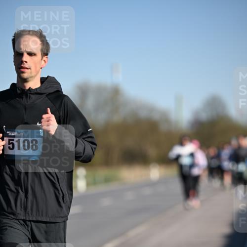 06.04.2025 - 44. Internationalen Wilhelmsburger Insellauf Dr. Thomas Lammeyer http://msf.ph/oto/7552614 06.04.2025 09:26:35 Laufen 5108 meine-sportfotos.de