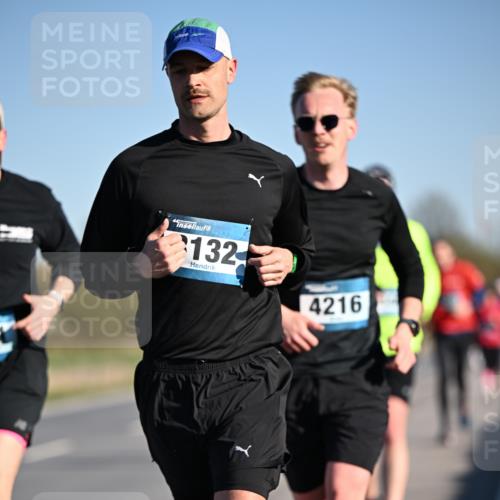 06.04.2025 - 44. Internationalen Wilhelmsburger Insellauf Dr. Thomas Lammeyer http://msf.ph/oto/7552955 06.04.2025 09:27:07 Laufen 132, 4216 meine-sportfotos.de