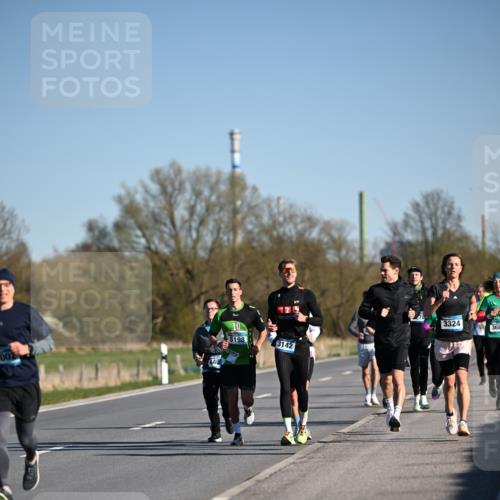 06.04.2025 - 44. Internationalen Wilhelmsburger Insellauf Dr. Thomas Lammeyer http://msf.ph/oto/7553122 06.04.2025 09:27:22 Laufen 002, 440, 10, 5198, 3142, 3324, 368 meine-sportfotos.de