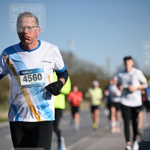 06.04.2025 - 44. Internationalen Wilhelmsburger Insellauf Dr. Thomas Lammeyer http://msf.ph/oto/7553307 06.04.2025 09:27:38 Laufen 4560 meine-sportfotos.de