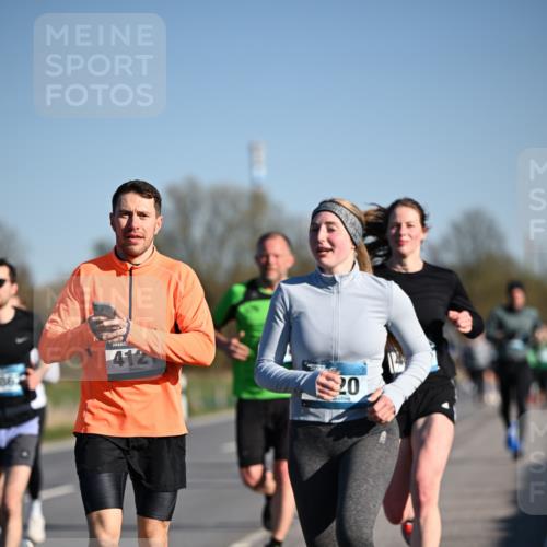 06.04.2025 - 44. Internationalen Wilhelmsburger Insellauf Dr. Thomas Lammeyer http://msf.ph/oto/7553490 06.04.2025 09:27:52 Laufen 86, 412, 20 meine-sportfotos.de