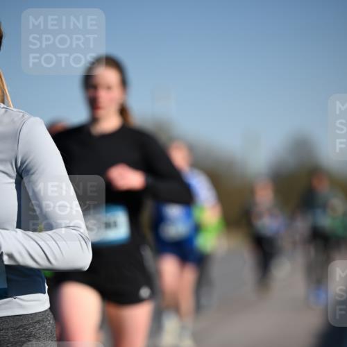 06.04.2025 - 44. Internationalen Wilhelmsburger Insellauf Dr. Thomas Lammeyer http://msf.ph/oto/7553516 06.04.2025 09:27:54 Laufen  meine-sportfotos.de