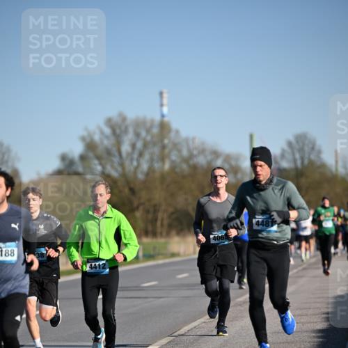 06.04.2025 - 44. Internationalen Wilhelmsburger Insellauf Dr. Thomas Lammeyer http://msf.ph/oto/7553556 06.04.2025 09:27:58 Laufen 188, 38, 4412, 406, 4481 meine-sportfotos.de
