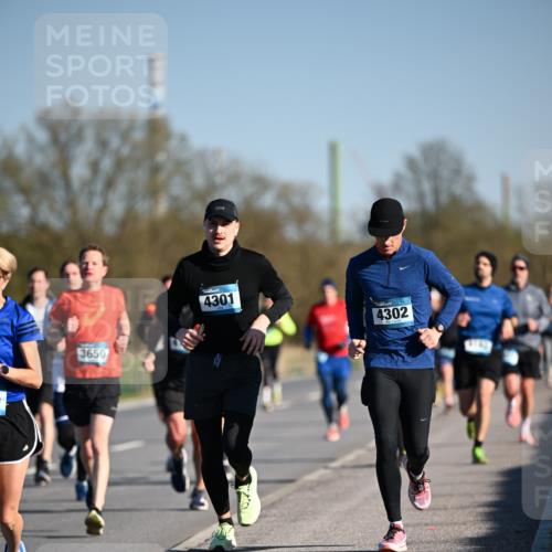 06.04.2025 - 44. Internationalen Wilhelmsburger Insellauf Dr. Thomas Lammeyer http://msf.ph/oto/7553952 06.04.2025 09:28:39 Laufen 3650, 4301, 4302 meine-sportfotos.de