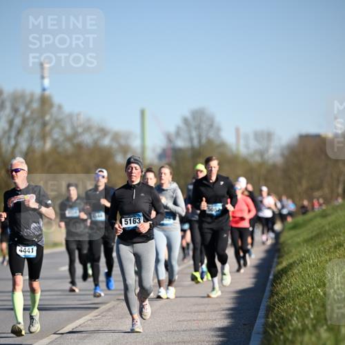 06.04.2025 - 44. Internationalen Wilhelmsburger Insellauf Dr. Thomas Lammeyer http://msf.ph/oto/7554104 06.04.2025 09:28:58 Laufen 4441, 5163 meine-sportfotos.de