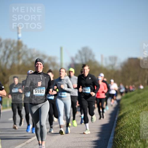 06.04.2025 - 44. Internationalen Wilhelmsburger Insellauf Dr. Thomas Lammeyer http://msf.ph/oto/7554124 06.04.2025 09:29:00 Laufen 5163 meine-sportfotos.de