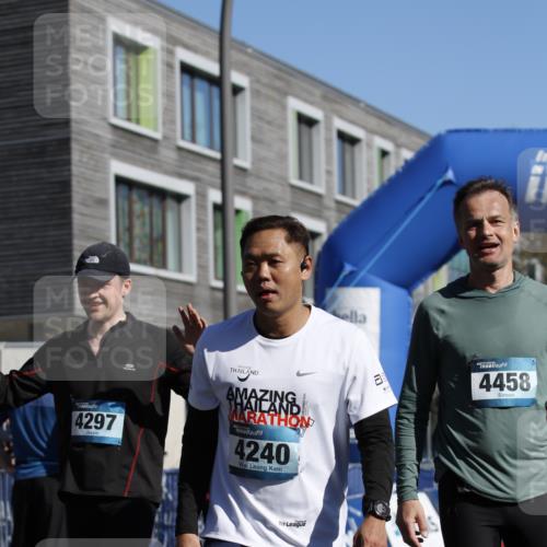 06.04.2025 - 44. Internationalen Wilhelmsburger Insellauf A. Gomolzig http://msf.ph/oto/7555434 06.04.2025 10:42:47 Ziel 3320, 3563, 4297, 4506 meine-sportfotos.de