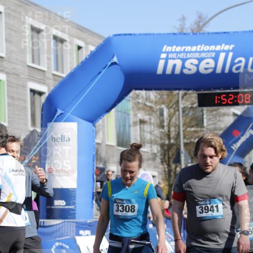 06.04.2025 - 44. Internationalen Wilhelmsburger Insellauf A. Gomolzig http://msf.ph/oto/7555466 06.04.2025 10:42:06 Ziel 3093, 3656, 3744, 4366 meine-sportfotos.de
