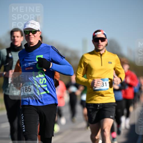 06.04.2025 - 44. Internationalen Wilhelmsburger Insellauf Dr. Thomas Lammeyer http://msf.ph/oto/7555479 06.04.2025 09:31:17 Laufen 4185, 185 meine-sportfotos.de