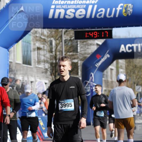 06.04.2025 - 44. Internationalen Wilhelmsburger Insellauf A. Gomolzig http://msf.ph/oto/7555677 06.04.2025 10:39:15 Ziel 3350, 3709, 3915, 3995, 4047, 4253, 4337, 4359 meine-sportfotos.de