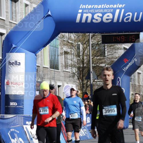 06.04.2025 - 44. Internationalen Wilhelmsburger Insellauf A. Gomolzig http://msf.ph/oto/7555679 06.04.2025 10:39:14 Ziel 3350, 3709, 3995, 4047, 4253, 4337, 4359 meine-sportfotos.de