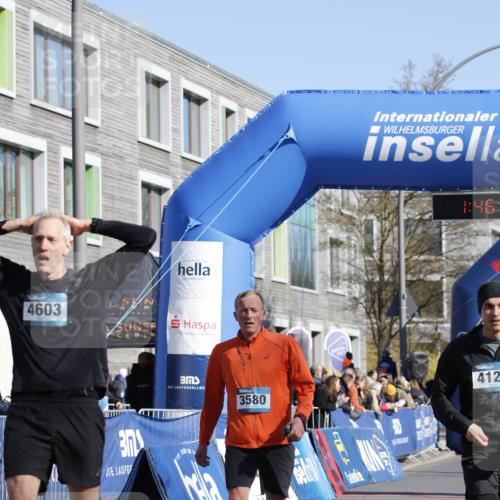 06.04.2025 - 44. Internationalen Wilhelmsburger Insellauf A. Gomolzig http://msf.ph/oto/7555946 06.04.2025 10:35:59 Ziel 3580, 4124 meine-sportfotos.de