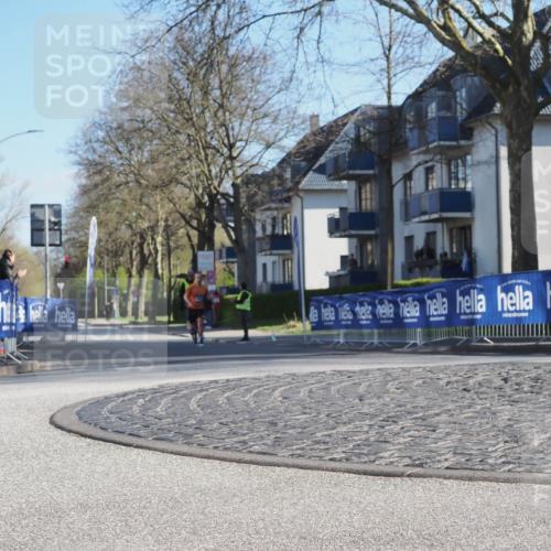 06.04.2025 - 44. Internationalen Wilhelmsburger Insellauf Luisa Fischer http://msf.ph/oto/7556000 06.04.2025 10:05:17 Ziel  meine-sportfotos.de