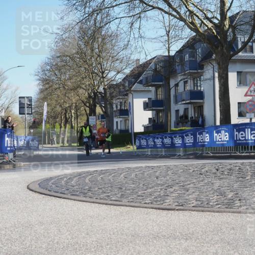 06.04.2025 - 44. Internationalen Wilhelmsburger Insellauf Luisa Fischer http://msf.ph/oto/7556006 06.04.2025 10:05:18 Ziel  meine-sportfotos.de