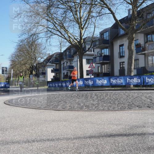 06.04.2025 - 44. Internationalen Wilhelmsburger Insellauf Luisa Fischer http://msf.ph/oto/7556056 06.04.2025 10:05:20 Ziel  meine-sportfotos.de