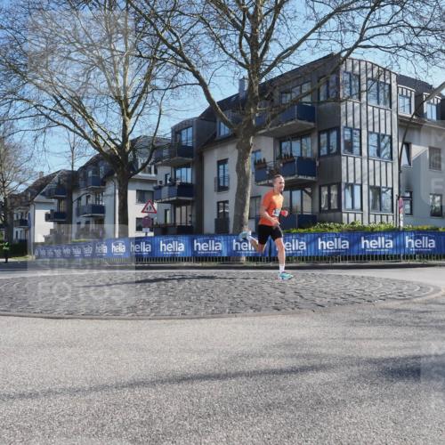 06.04.2025 - 44. Internationalen Wilhelmsburger Insellauf Luisa Fischer http://msf.ph/oto/7556084 06.04.2025 10:05:22 Ziel  meine-sportfotos.de
