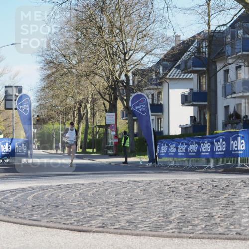 06.04.2025 - 44. Internationalen Wilhelmsburger Insellauf Luisa Fischer http://msf.ph/oto/7556103 06.04.2025 10:07:24 Ziel 4414 meine-sportfotos.de