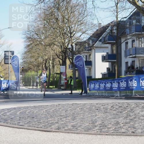 06.04.2025 - 44. Internationalen Wilhelmsburger Insellauf Luisa Fischer http://msf.ph/oto/7556117 06.04.2025 10:07:25 Ziel 4414 meine-sportfotos.de